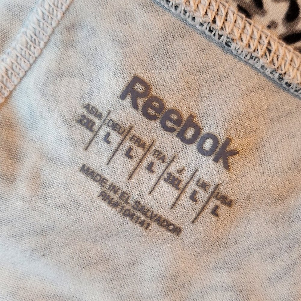 Reebok High-Waist White & Black Leopard Print Capris | Women | Large - Picture 6 of 11